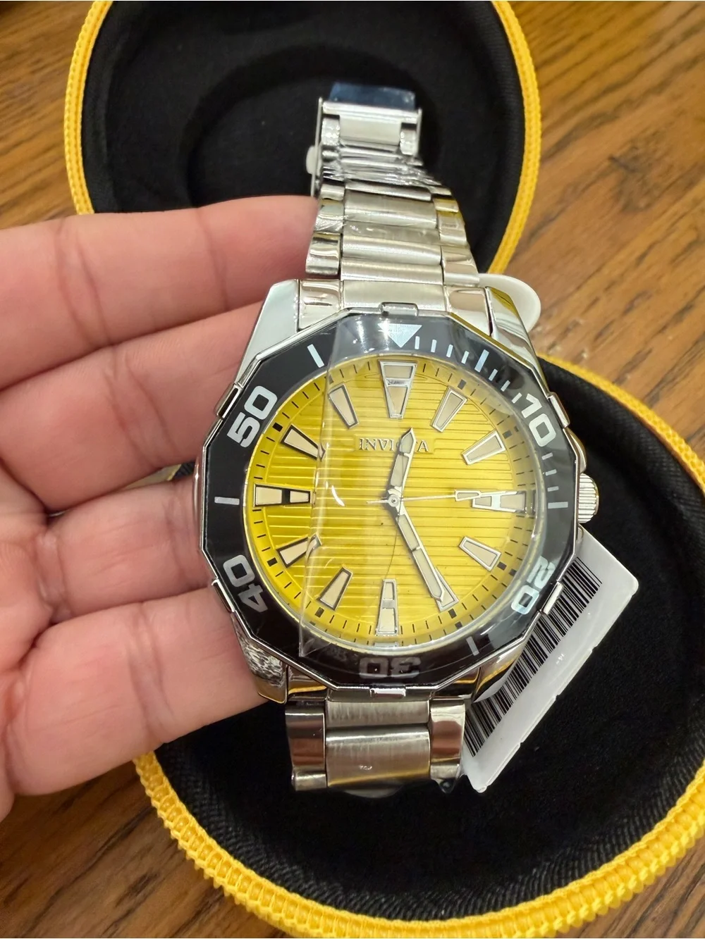 Invicta ProDiver Men's Yellow and Black Watch Bundle
